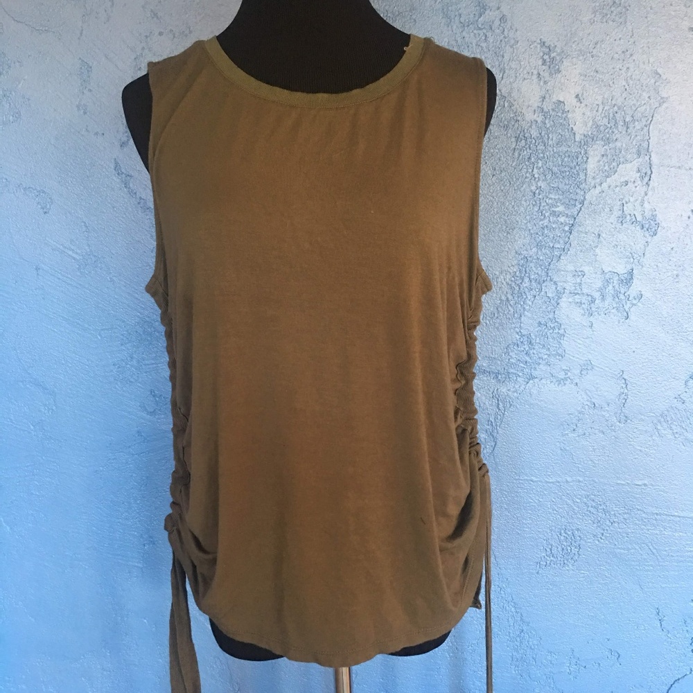 Rose & Olive Top